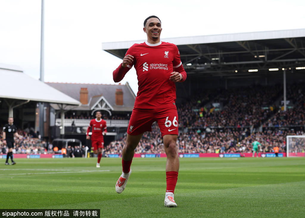 给分手费！皇马愿提前一个月签阿诺德 赔利物浦500万欧