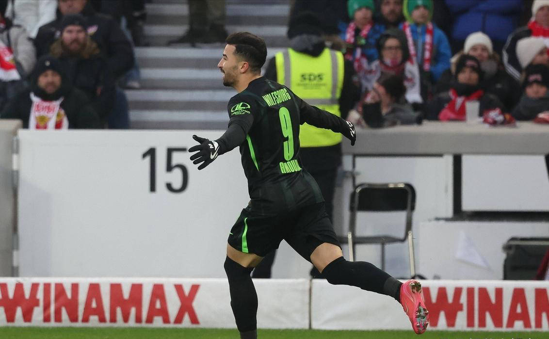 利物浦豪购德甲射手，阿森纳紧随其后加价竞逐