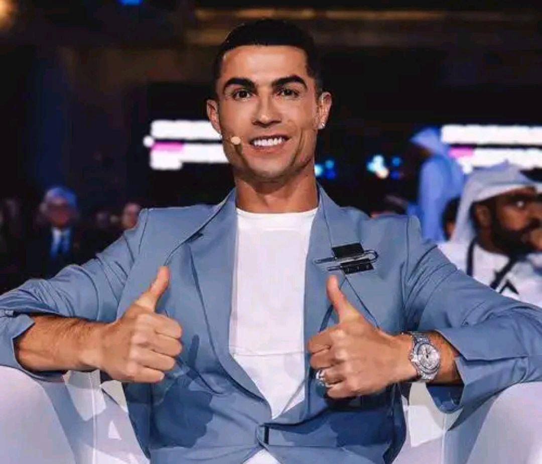 C罗欲收购西甲瓦伦西亚，俱乐部老板关系密切，或将改变球队未来