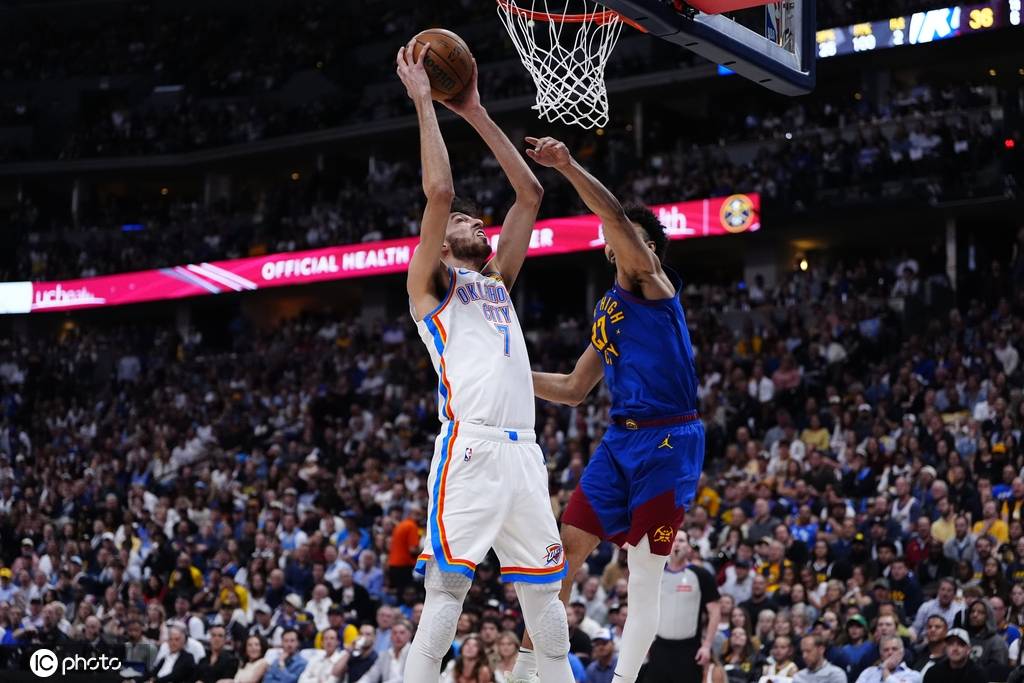 约基奇20+16戈登三分绝平 掘金加时胜雷霆2-1领先