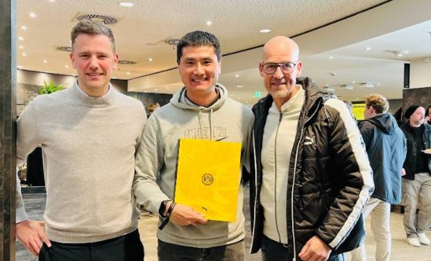 喜讯！德甲名帅成功通过竞聘来到山东队执教，鲁能球迷都欢迎他来