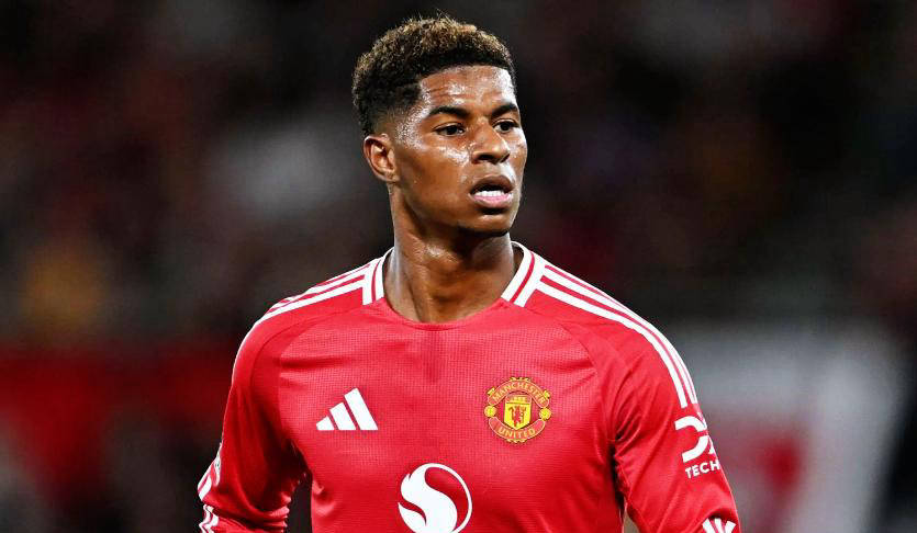 恭喜巴萨！新大罗拉什福德加盟，解决左路短板，自愿降薪成争冠黑马